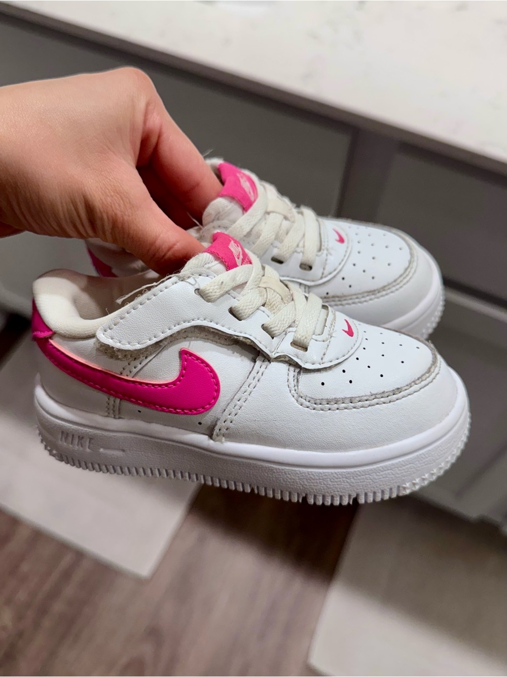 Nike White & Pink Toddler Low-Top Sneakers